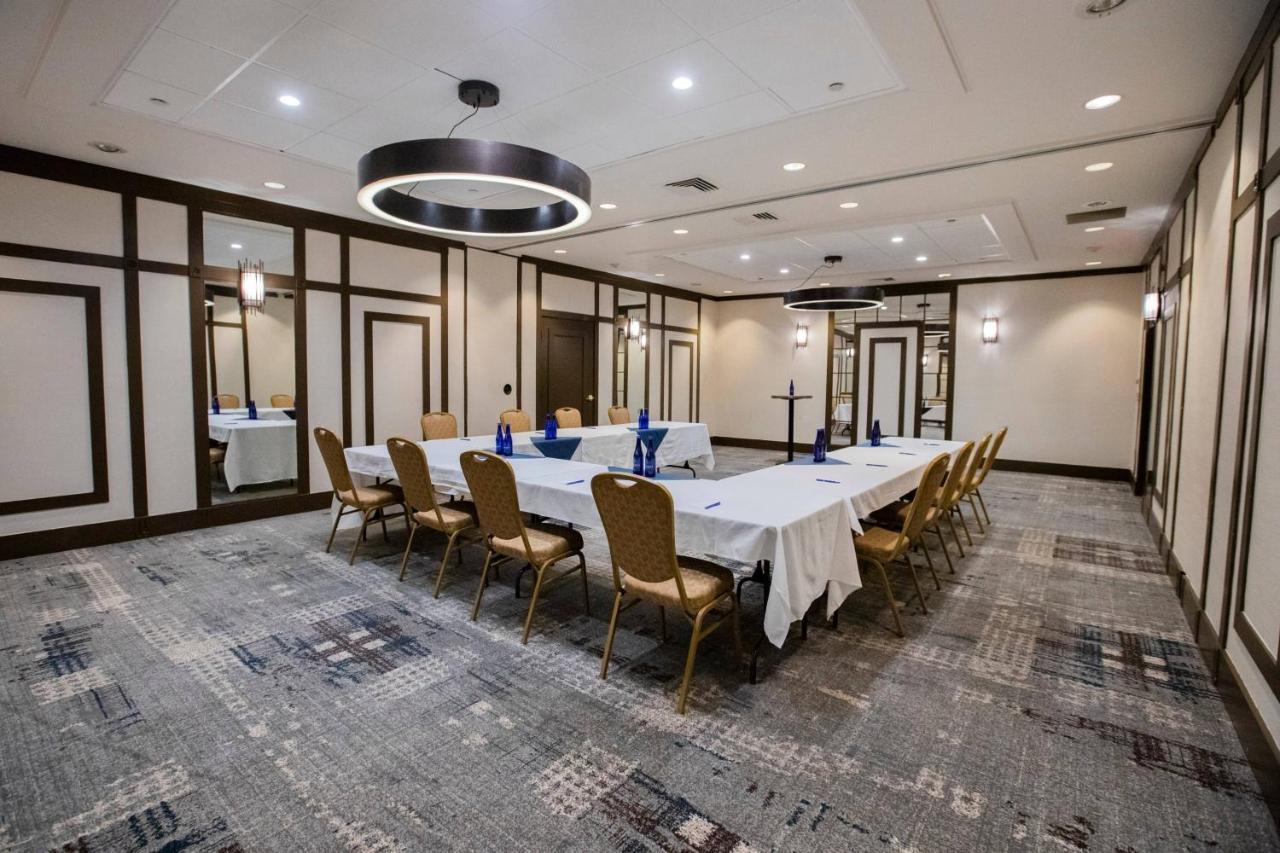 Delta Hotels By Marriott Burlington Kültér fotó
