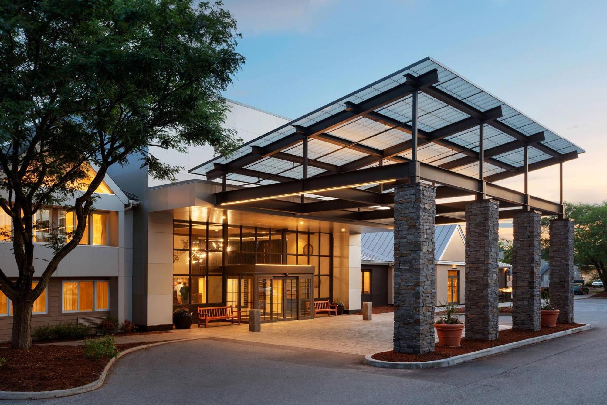 Delta Hotels By Marriott Burlington Kültér fotó